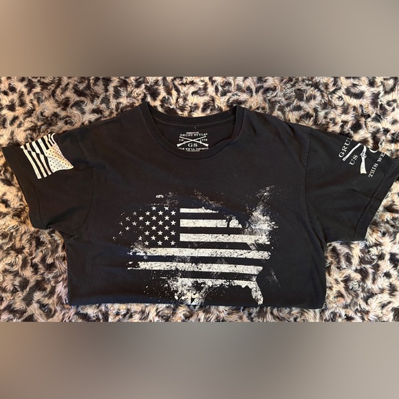 Grunt Style Other - GRUNT STYLE medium T-shirt with distressed flag